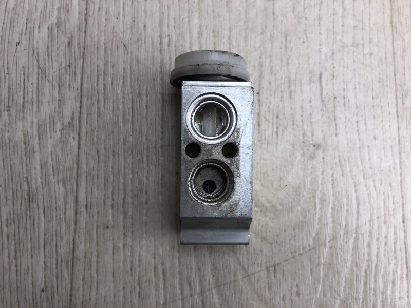 Клапан кондиционера KIA FORTE YD 12- 2014 YD 1.8 G4NB 97626-A7000 Б/У