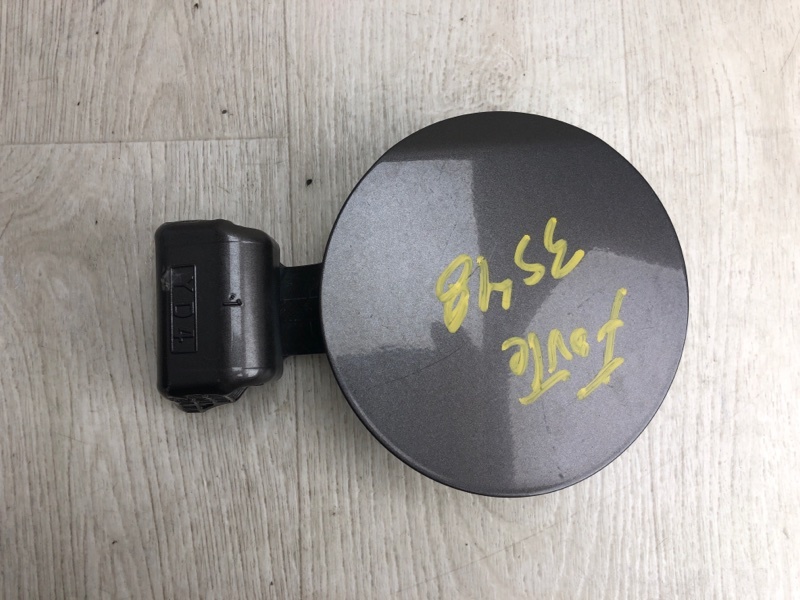 Запчасть лючок топливного бака KIA FORTE YD 12- 2014 YD 1.8 G4NB 69510-A7000 Б/У Лючок топливного бака KIA FORTE YD 12- 2014 YD 1.8 G4NB 69510-A7000 Б/У