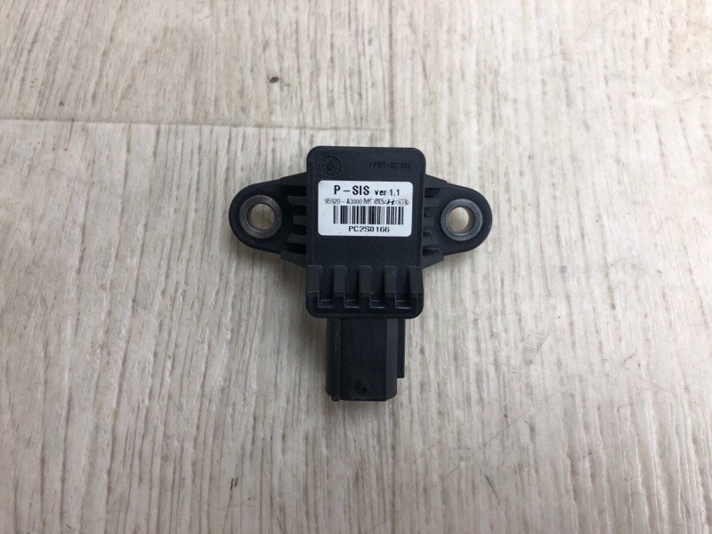 Датчик удара KIA FORTE YD 12- 2014 YD 1.8 G4NB 95920-A3000 Б/У