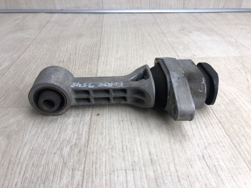 Подушка двигателя нижняя передняя FORTE YD 12- 2014 YD 1.8 G4NB Подушка двигателя нижняя передняя FORTE YD 12- 2014 YD 1.8 G4NB