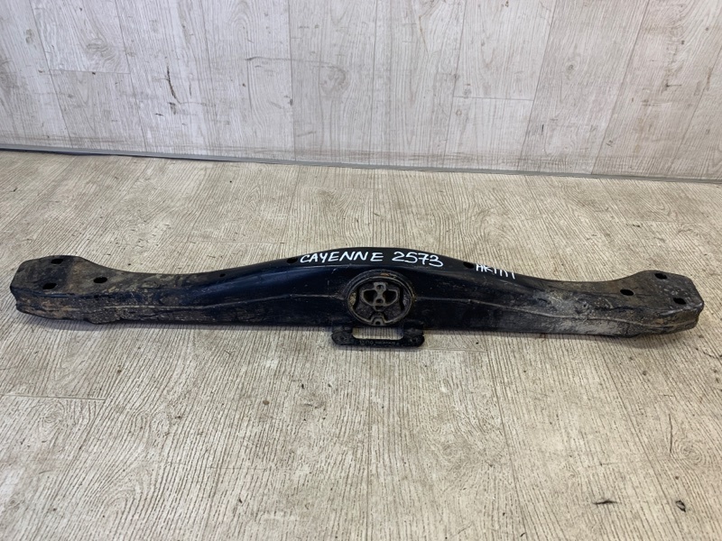 Балка под КПП CAYENNE 10-18 2010 958 4.8 M48.02