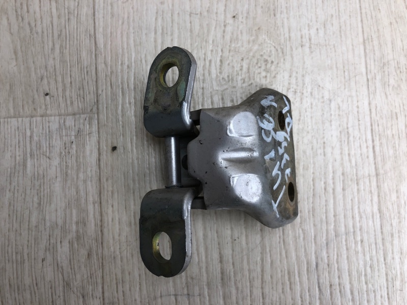 Петля двери верхняя задняя левая TUCSON 04-10 2004 JM 2.7 G6BA Петля двери верхняя задняя левая TUCSON 04-10 2004 JM 2.7 G6BA