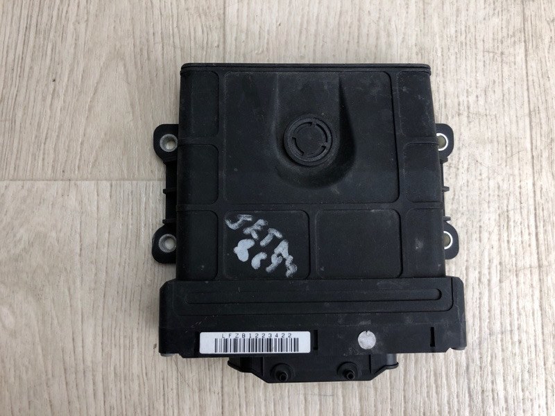 Блок управления АКПП VOLKSWAGEN JETTA USA 10-17 2013 162 2.0 CBPA 09G 927 750 LE Б/У