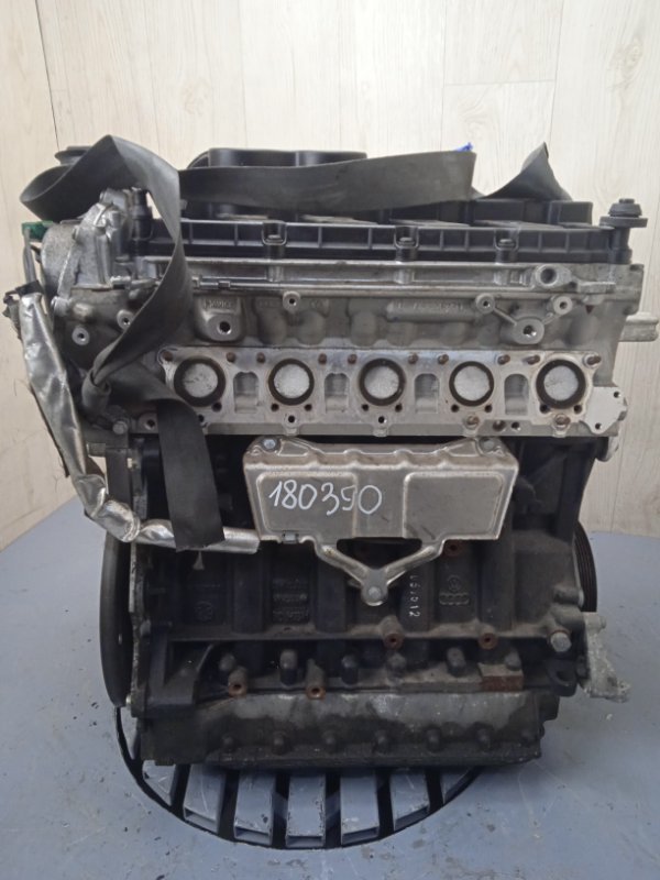 Двигатель бензин VOLKSWAGEN JETTA USA 10-17 162 CBTA 2.5L