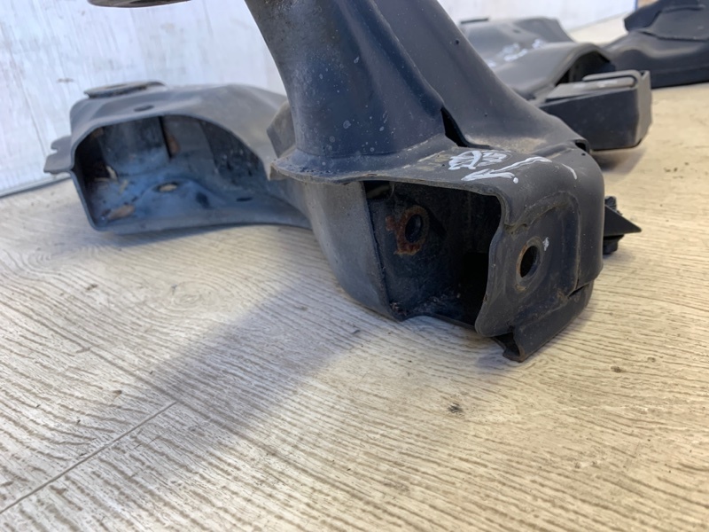 Балка передней подвески TUCSON LM 09-15 2014 LM 2.0 G4KD