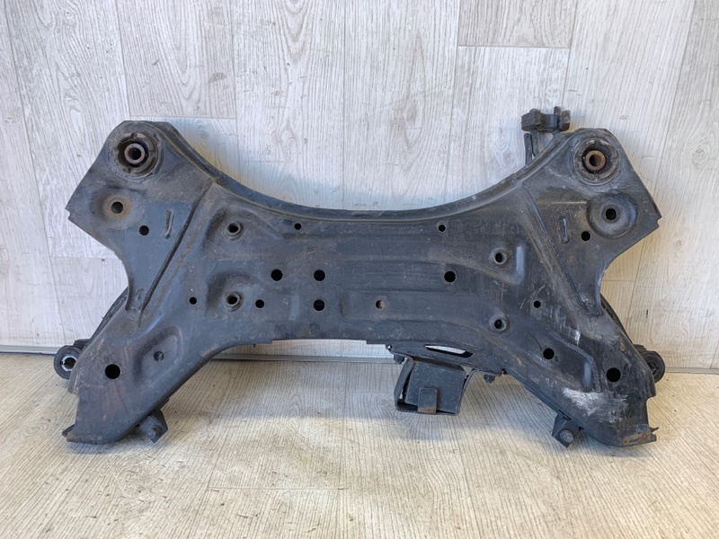 Балка передней подвески TUCSON LM 09-15 2014 LM 2.0 G4KD