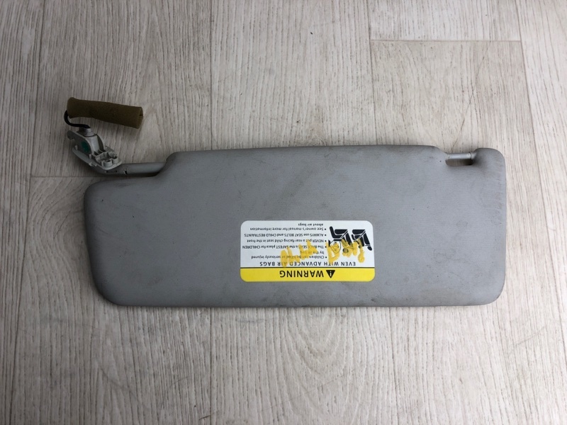 Козырек солнцезащитный правый VOLKSWAGEN PASSAT B7 11-15 A32 2.5 CBUA