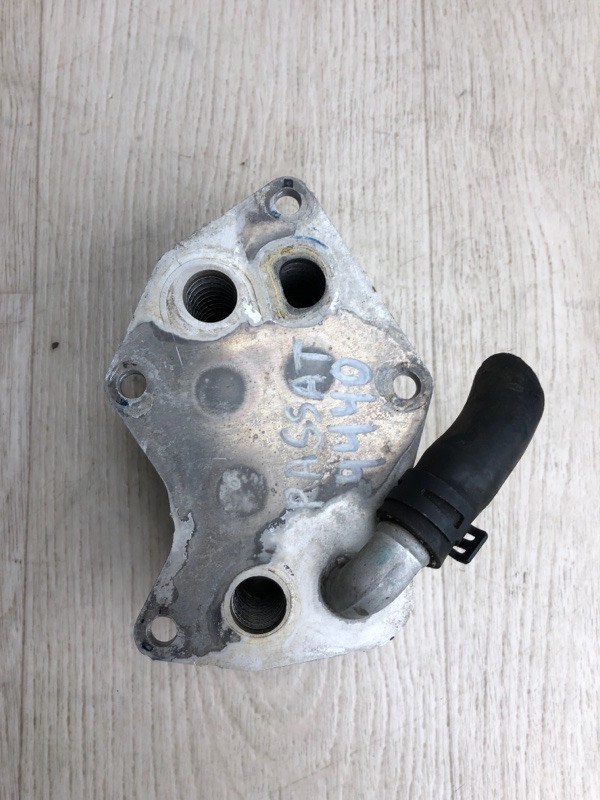 Теплообменник двигателя VOLKSWAGEN PASSAT B7 11-15 A32 2.5 CBUA Теплообменник двигателя VOLKSWAGEN PASSAT B7 11-15 A32 2.5 CBUA