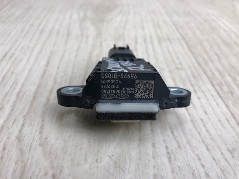 Датчик удара KIA SORENTO UM 14- UM 2.4 G4KJ Датчик удара KIA SORENTO UM 14- UM 2.4 G4KJ