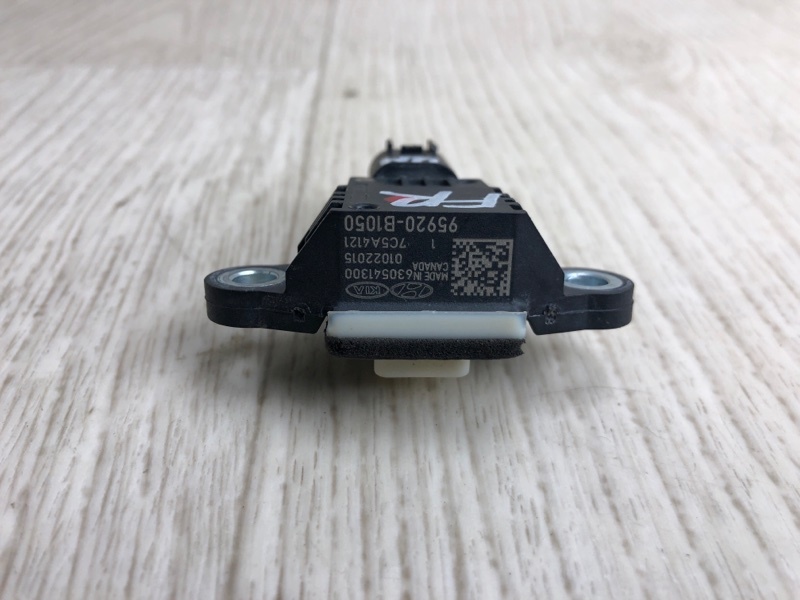 Датчик удара KIA SORENTO UM 14- UM 2.4 G4KJ