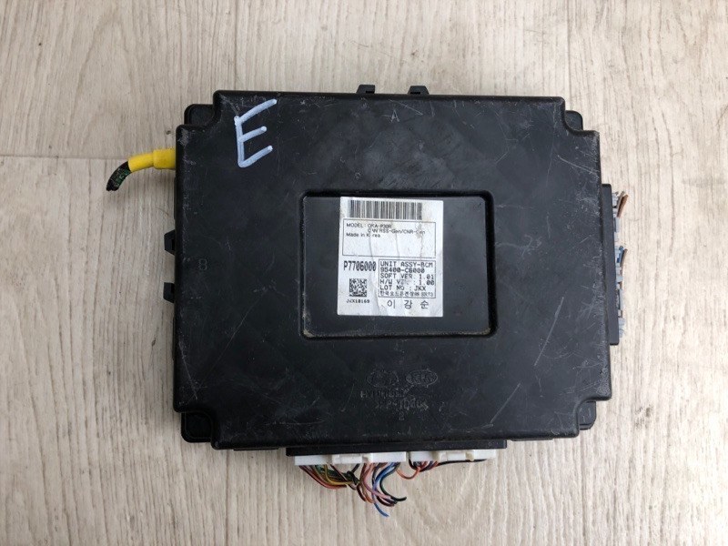 Блок комфорта KIA SORENTO UM 14- 2015 UM 2.4 G4KJ 95400-C6000 Б/У