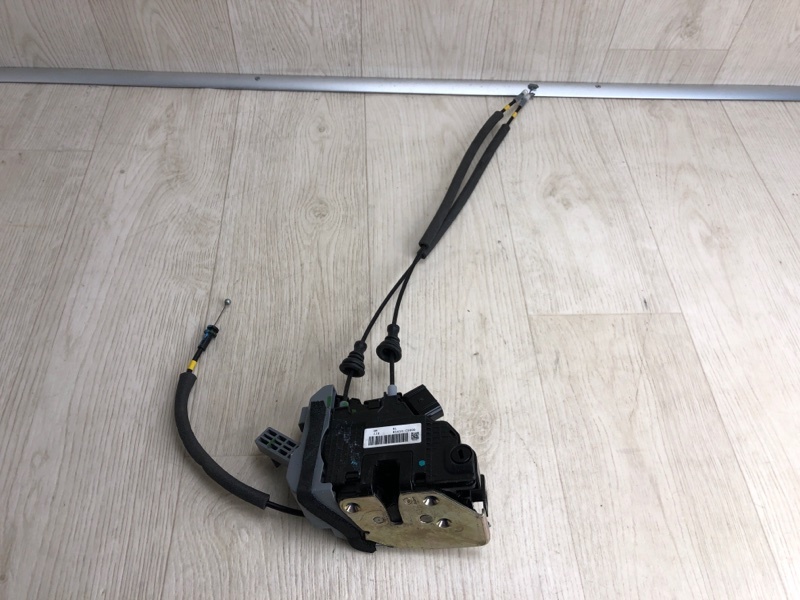 Запчасть замок двери задний левый KIA SORENTO UM 14- 2015 UM 2.4 G4KJ 81410-C5000 Б/У Замок двери задний левый KIA SORENTO UM 14- 2015 UM 2.4 G4KJ 81410-C5000 Б/У