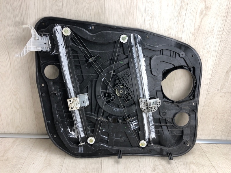 Стеклоподъемник передний правый KIA SORENTO UM 14- UM 2.4 G4KJ Стеклоподъемник передний правый KIA SORENTO UM 14- UM 2.4 G4KJ