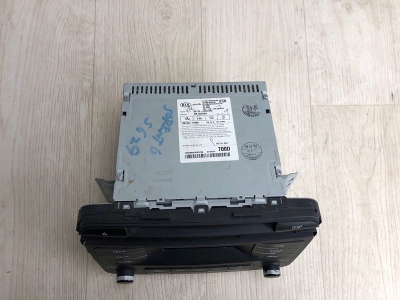 Запчасть магнитола KIA SORENTO UM 14- 2015 UM 2.4 G4KJ 96170-C6000WK Б/У Магнитола KIA SORENTO UM 14- 2015 UM 2.4 G4KJ 96170-C6000WK Б/У