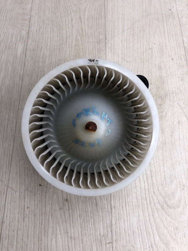 Моторчик печки KIA SORENTO UM 14- UM 2.4 G4KJ