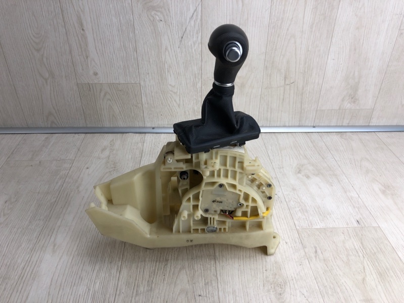 Кулиса АКПП SORENTO UM 14- 2015 UM 2.4 G4KJ Кулиса АКПП SORENTO UM 14- 2015 UM 2.4 G4KJ