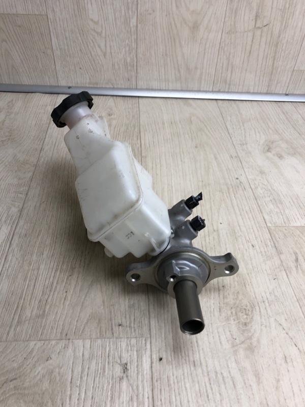 Главный тормозной цилиндр SORENTO UM 14- 2015 UM 2.4 G4KJ