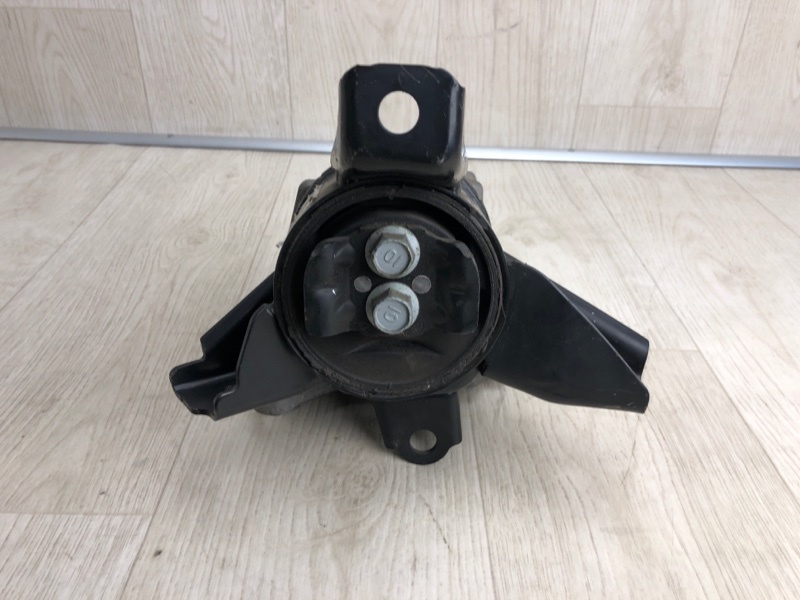 Подушка двигателя SORENTO UM 14- 2015 UM 2.4 G4KJ Подушка двигателя SORENTO UM 14- 2015 UM 2.4 G4KJ