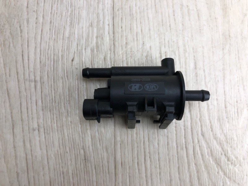 Клапан электромагнитный (вакуумный) KIA FORTE/CERATO TD 08-13 2011 TD 2.0 G4KD 28910-25100 Б/У