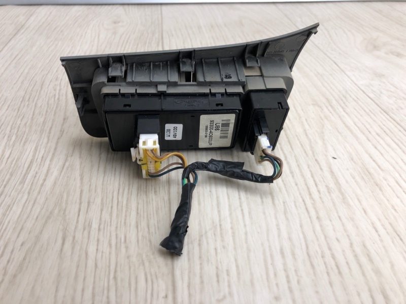 Блок кнопок торпедо левый KIA OPTIMA TF 11-16 TF 2.4 G4KJ Блок кнопок торпедо левый KIA OPTIMA TF 11-16 TF 2.4 G4KJ