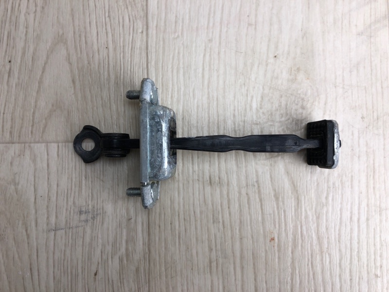 Ограничитель двери передний левый KIA OPTIMA TF 11-16 2013 TF 2.4 G4KJ 79380-2T000 Б/У