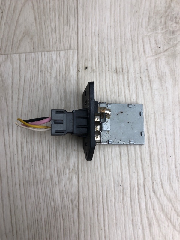 Резистор печки KIA FORTE/CERATO TD 08-13 TD 2.0 G4KD