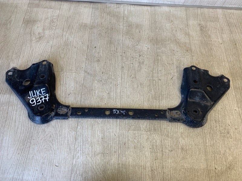 Крепление балки подвески переднее NISSAN JUKE 10-19 2011 F15 1.6 MR16DDT 544C4-1KA0B Б/У