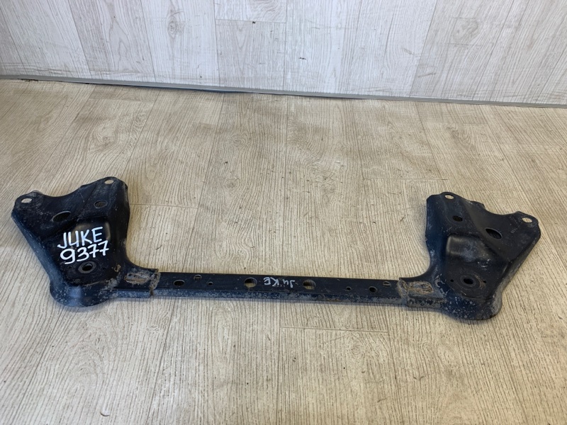 Крепление балки подвески переднее JUKE 10-19 2011 F15 1.6 MR16DDT