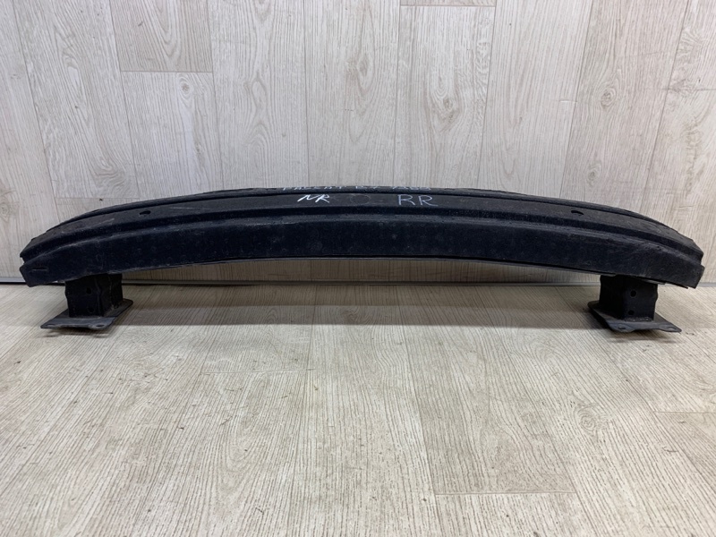 Усилитель заднего бампера VOLKSWAGEN PASSAT B7 11-15 A32 1.8 CPRA