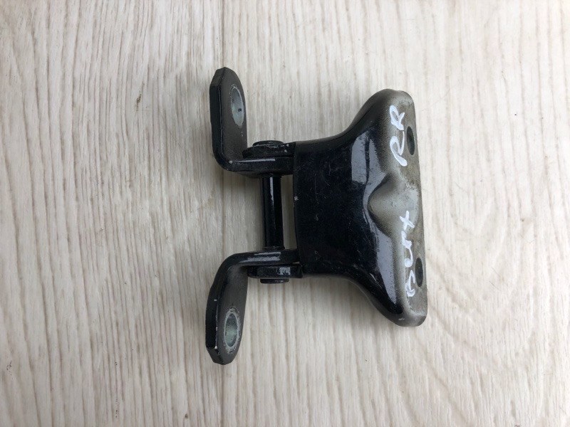 Петля двери верхняя задняя правая KIA FORTE/CERATO TD 08-13 2011 TD 2.0 G4KD 79420-2D000 Б/У