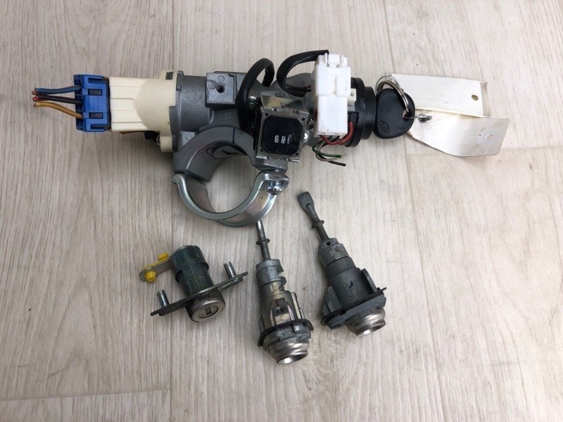 Замок зажигания KIA FORTE/CERATO TD 08-13 2011 TD 2.0 G4KD 81910-1M000 Б/У