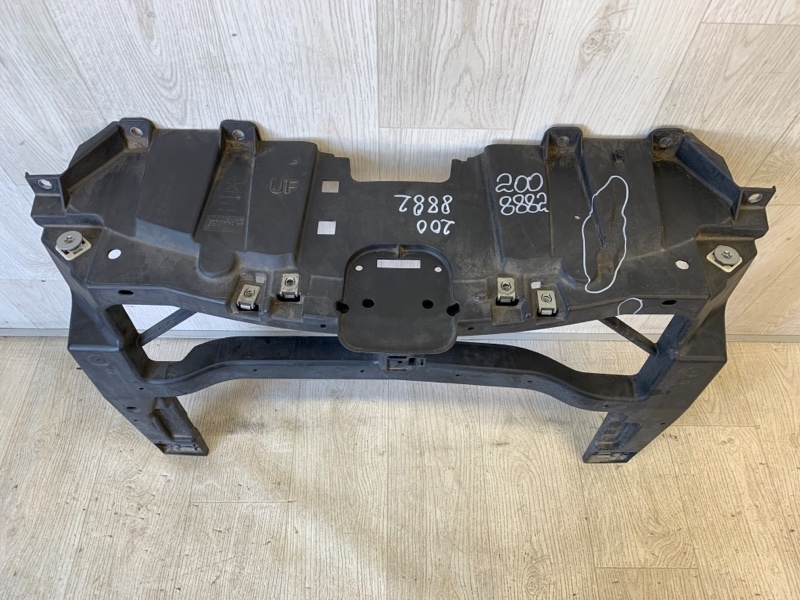 Панель передняя верхняя 200 14-16 2016 UF 2.4 ED6