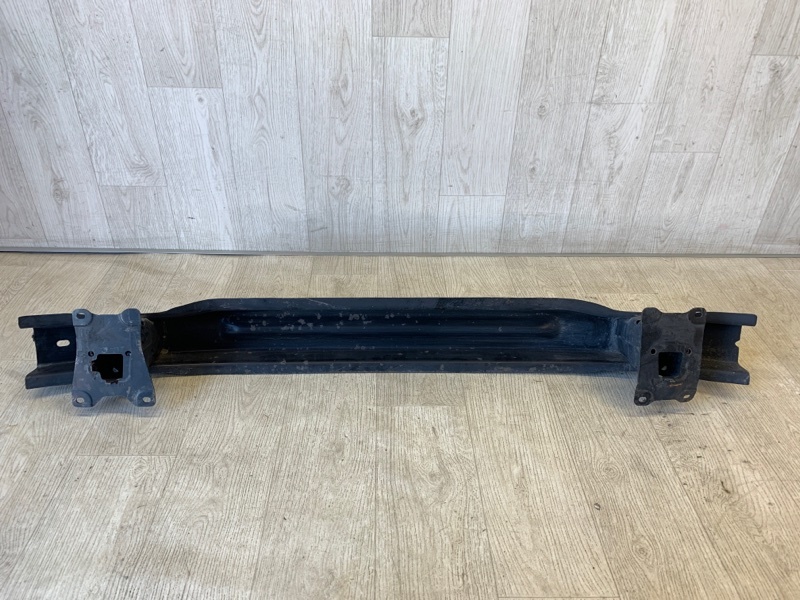 Усилитель заднего бампера JETTA USA 10-17 2011 162 CBTA 2.5L