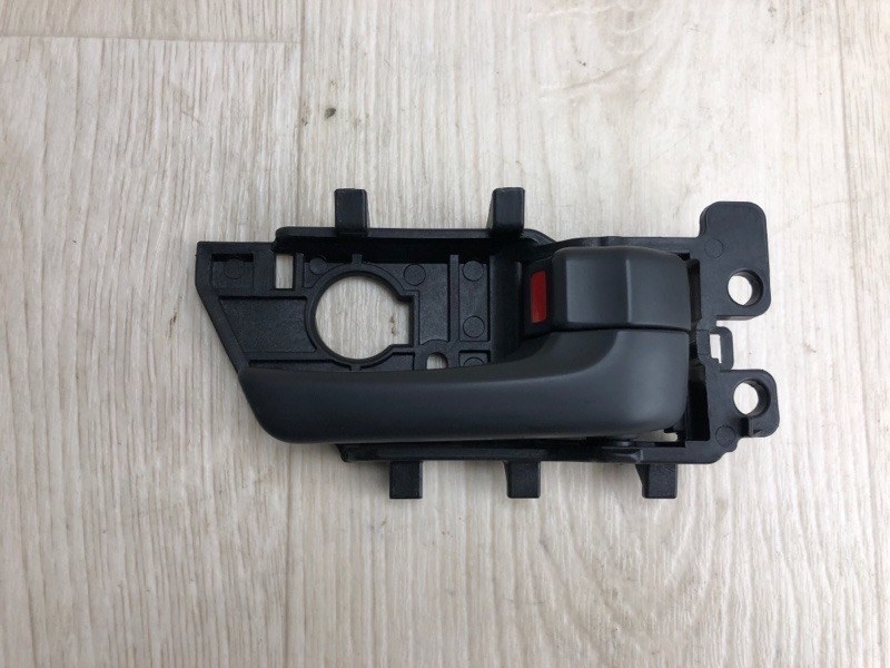 Ручка двери внутренняя задняя правая KIA FORTE/CERATO TD 08-13 2011 TD 2.0 G4KD 82620-1M010WK Б/У