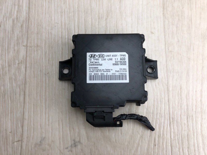 Запчасть блок электронный KIA FORTE/CERATO TD 08-13 2011 TD 2.0 G4KD 95800-1M500 Б/У Блок электронный KIA FORTE/CERATO TD 08-13 2011 TD 2.0 G4KD 95800-1M500 Б/У