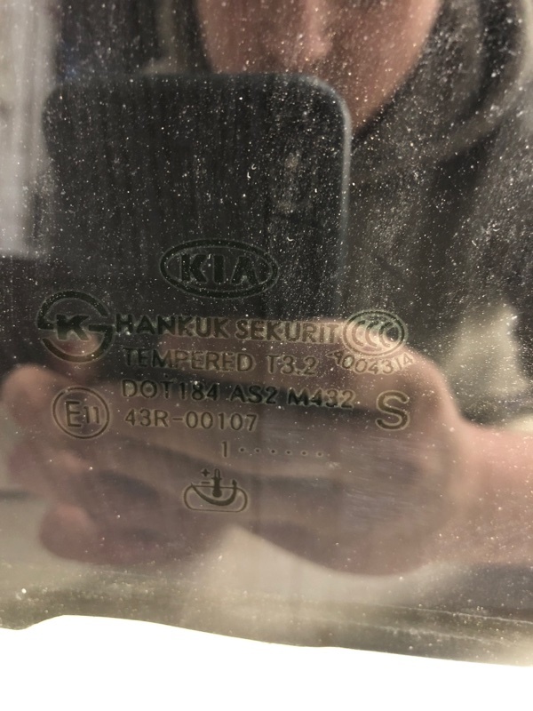 Стекло двери заднее правое FORTE/CERATO TD 08-13 2011 TD 2.0 G4KD