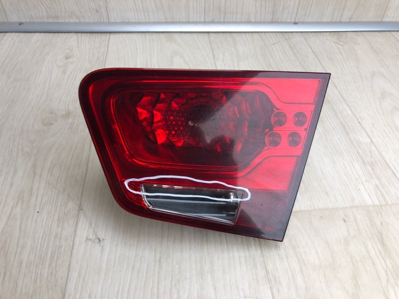 Фонарь внутренний правый KIA FORTE/CERATO TD 08-13 2011 TD 2.0 G4KD 92404-1M000 Б/У