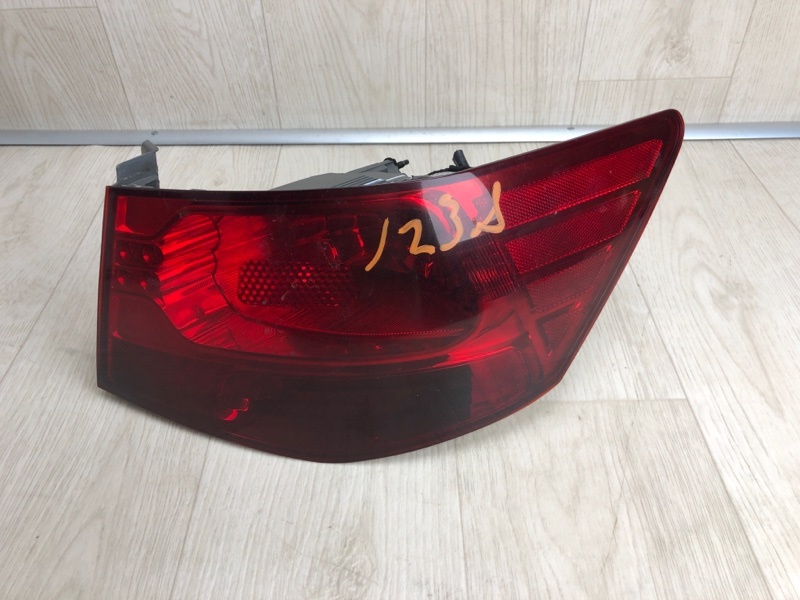 Запчасть фонарь наружный правый KIA FORTE/CERATO TD 08-13 2011 TD 2.0 G4KD 92402-1M010 Б/У Фонарь наружный правый KIA FORTE/CERATO TD 08-13 2011 TD 2.0 G4KD 92402-1M010 Б/У