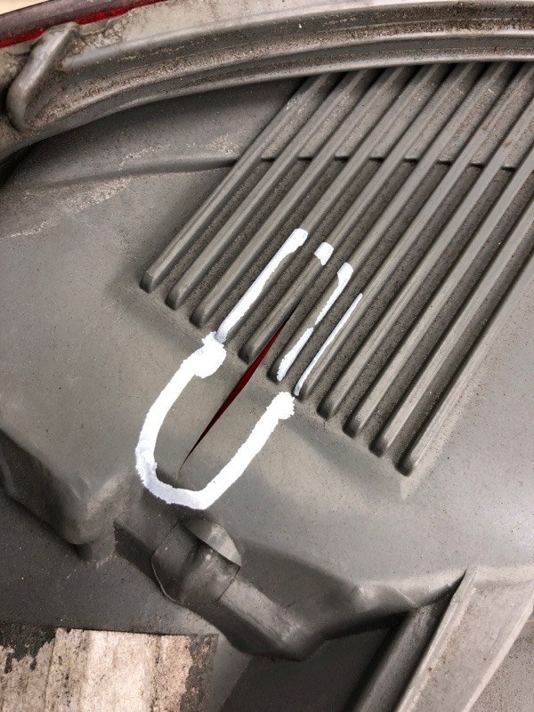 Фонарь наружный правый FORTE/CERATO TD 08-13 2011 TD 2.0 G4KD Фонарь наружный правый FORTE/CERATO TD 08-13 2011 TD 2.0 G4KD