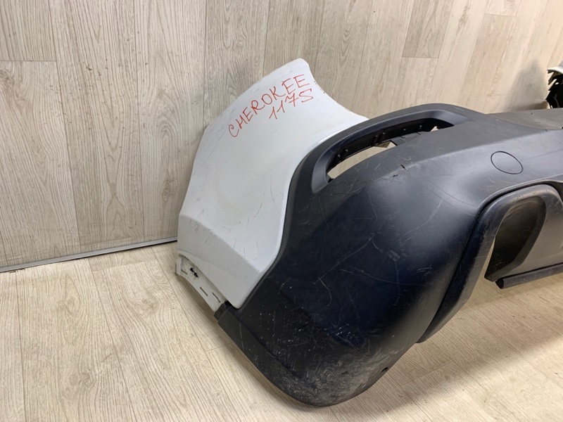 Бампер задний JEEP CHEROKEE 14- KL 2.4 ED6