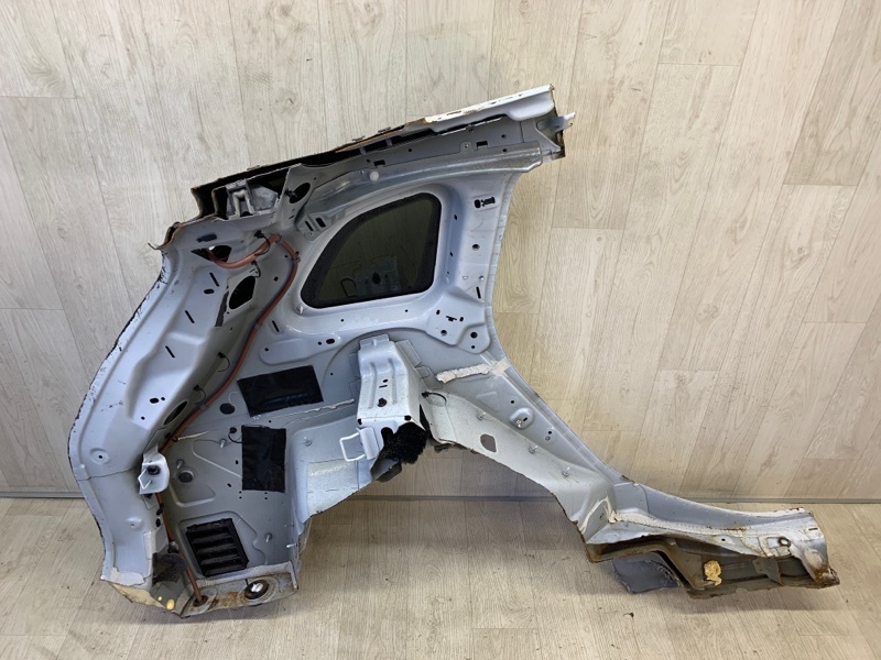 Четверть кузова задняя левый CHEROKEE 14- 2017 KL 2.4 ED6 Четверть кузова задняя левый CHEROKEE 14- 2017 KL 2.4 ED6