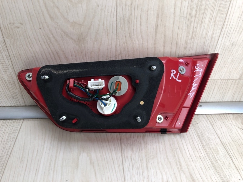 Фонарь внутренний левый KIA OPTIMA JF 15-20 JF 2.4 G4KJ