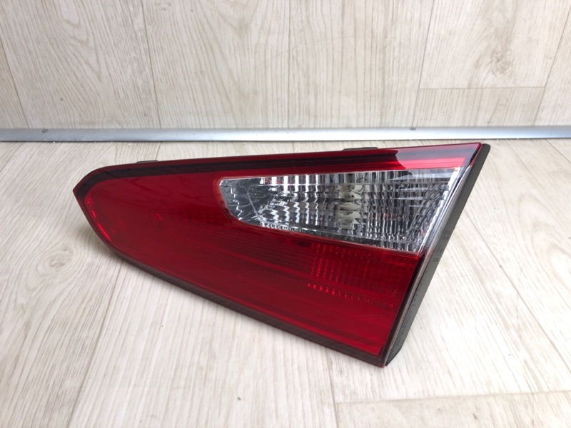 Фонарь внутренний правый FORTE YD 12- 2013 YD 1.8 G4NB