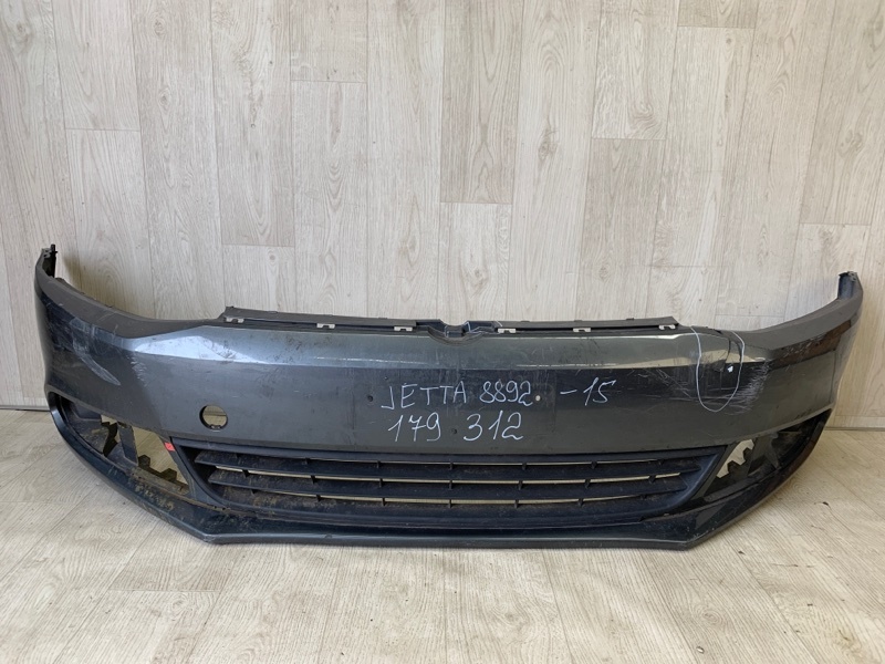 Бампер передний VOLKSWAGEN JETTA USA 10-17 2013 162 2.5 CBUA 5C6 807 217 D GRU Б/У
