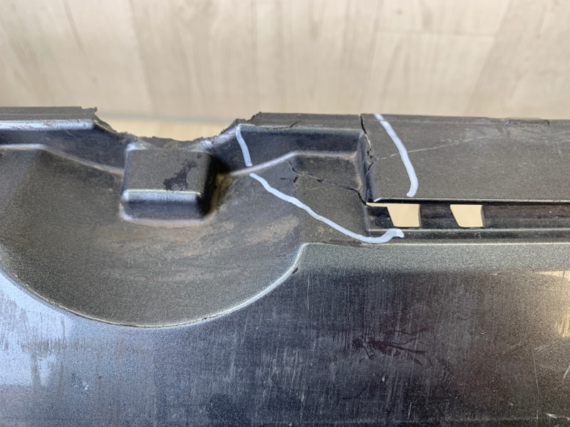 Бампер передний JETTA USA 10-17 2013 162 2.5 CBUA