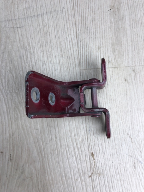 Петля двери нижняя задняя левая ACCENT MC 06-10 2007 MC 1.6 G4ED Петля двери нижняя задняя левая ACCENT MC 06-10 2007 MC 1.6 G4ED