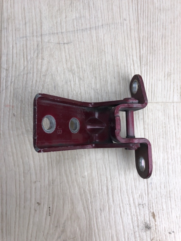 Петля двери нижняя задняя правая ACCENT MC 06-10 2007 MC 1.6 G4ED Петля двери нижняя задняя правая ACCENT MC 06-10 2007 MC 1.6 G4ED