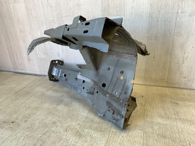 Лонжерон передний левый 200 14-16 2016 UF 2.4 ED6 Лонжерон передний левый 200 14-16 2016 UF 2.4 ED6