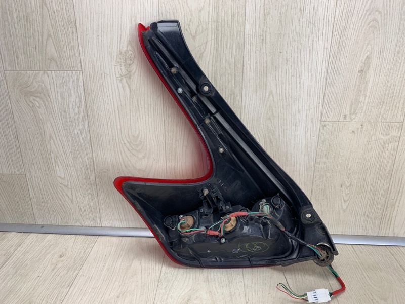 Фонарь наружный задний правый JUKE 10-19 2011 F15 1.6 MR16DDT