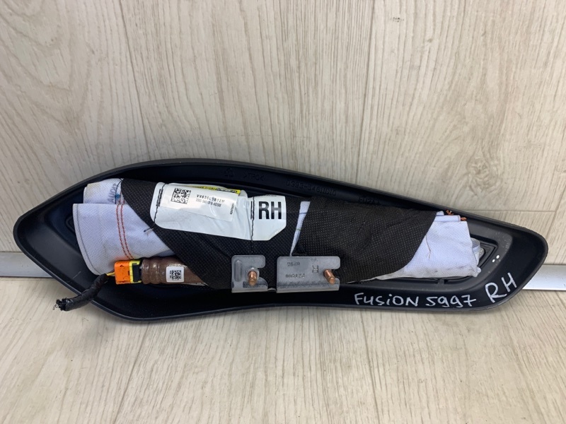 Подушка безопасности в сиденье передняя правая FORD FUSION 14- CD4 C25HDEX